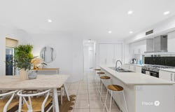 19 Brenda Street, Morningside, Qld 4170