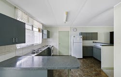 17 Kamarooka Street, Beaudesert, Qld 4285