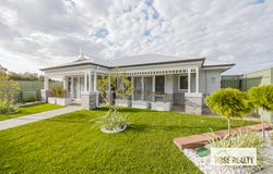 10 Seabrook Way, Henley Brook, WA 6055