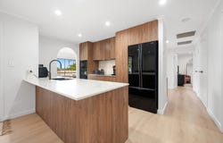 23 Watford Crescent, Molendinar, Qld 4214