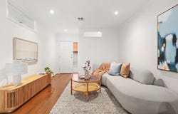 33 Lincoln Mews, Kensington, Vic 3031