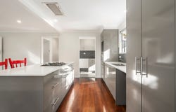 80 Old Ipswich Road, Riverview, Qld 4303