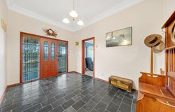 4 Coronet Court, Cranbourne, Vic 3977