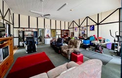 4 Station Street, Jondaryan, Qld 4403