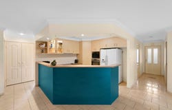 29 Saint Joseph Drive, Urraween, Qld 4655