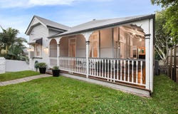 1 Virginia Avenue, Hawthorne, Qld 4171