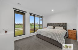 26 Boboli Avenue, Clyde North, Vic 3978