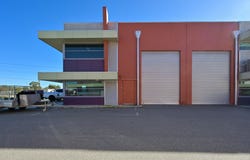 1/8 Hurley Street, Canning Vale, WA 6155