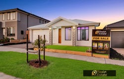 8 CALDERAS ROAD, Deanside, Vic 3336