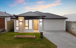 17 Coach Street, Greenbank, Qld 4124
