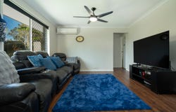 15 Muscat Court, Wilsonton Heights, Qld 4350