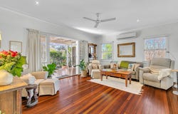 34 Hillsdon Road, Taringa, Qld 4068