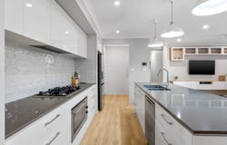 10 Randall Street, Glenmore Park, NSW 2745