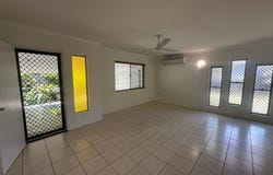 15 Yangoora Street, White Rock, Qld 4868