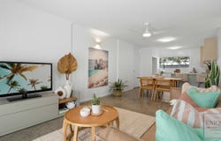 18 Bouganvillea Street, Holloways Beach, Qld 4878