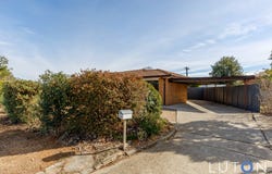 25 Ratcliffe Crescent, Florey, ACT 2615