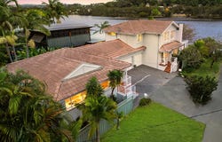 16 & 16a Emerald Street, Narrabeen, NSW 2101