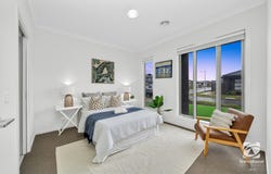 19 Nitre Street, Manor Lakes, Vic 3024