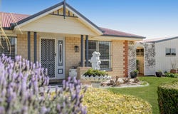 25 Michael Street, Westbrook, Qld 4350