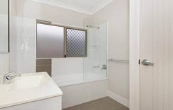 1A Sanderling Circuit, Kelso, Qld 4815