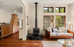 18 Mcsweeney Crescent, Mount Nebo, Qld 4520