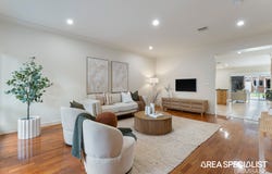 24 Nobel Banks Drive, Cairnlea, Vic 3023