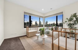32 Luxor Drive, Fraser Rise, Vic 3336