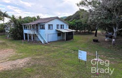 1 Zelma Street, Grasstree Beach, Qld 4740