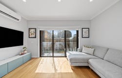 2/216 Derby Street, Pascoe Vale, Vic 3044