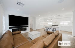 10 Seabrook Way, Henley Brook, WA 6055