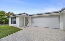 10 & 10A Minerva Place, Bli Bli, Qld 4560