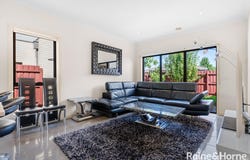 28 Heather Grove, Cranbourne East, Vic 3977