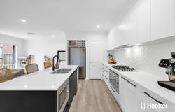42 Whipper Street, Box Hill, NSW 2765