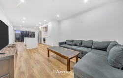6 Disc Way, Clyde North, Vic 3978