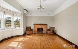 2 Bonnyview Street, Glen Iris, Vic 3146