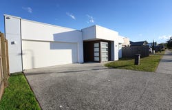 82 Roberts Crescent, Bellbird Park, Qld 4300