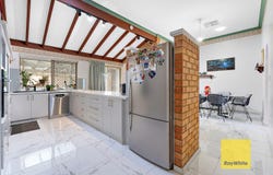 10 Dampier Court, Thornlie, WA 6108