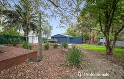 10 Gloucester Road, Kalamunda, WA 6076