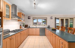 365 Gordons Road, South Morang, Vic 3752