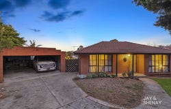 5 Shafer Court, Endeavour Hills, Vic 3802