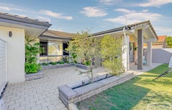 6 Sandalwood Parade, Halls Head, WA 6210