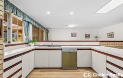 10 Woodlea Crest, Leeming, WA 6149