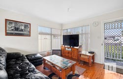 73 Manuka Parade, Gorokan, NSW 2263