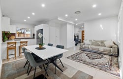 1/16 Groundsel Avenue, Macquarie Fields, NSW 2564