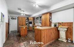 8 May Court, Garfield, Vic 3814