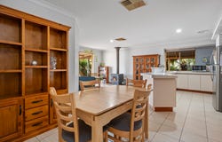 2 Montgomery Lane, Hannans, WA 6430