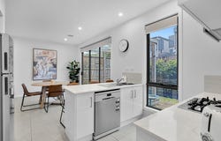 8/44 Mccormicks Road, Skye, Vic 3977