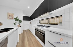 32 Cumberland Drive, Mickleham, Vic 3064