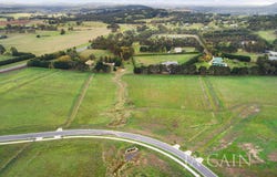 10 Golden Wattle Place, Kilmore, Vic 3764