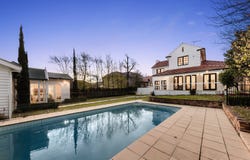 6 Hollingsworth Avenue, Hawthorn, Vic 3122